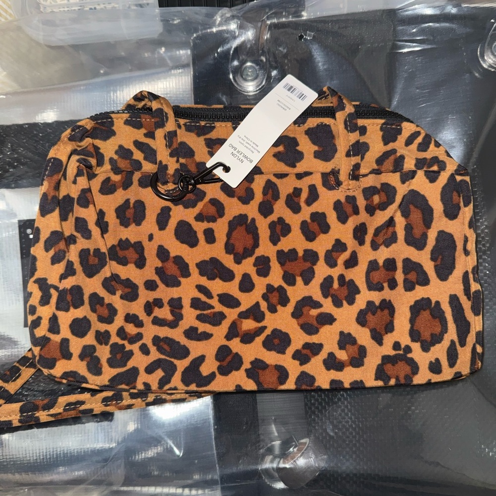 BAGGU Nylon Bowler Bag in Leopard NEW WITH TAGS Nwt - Picture 4 of 5